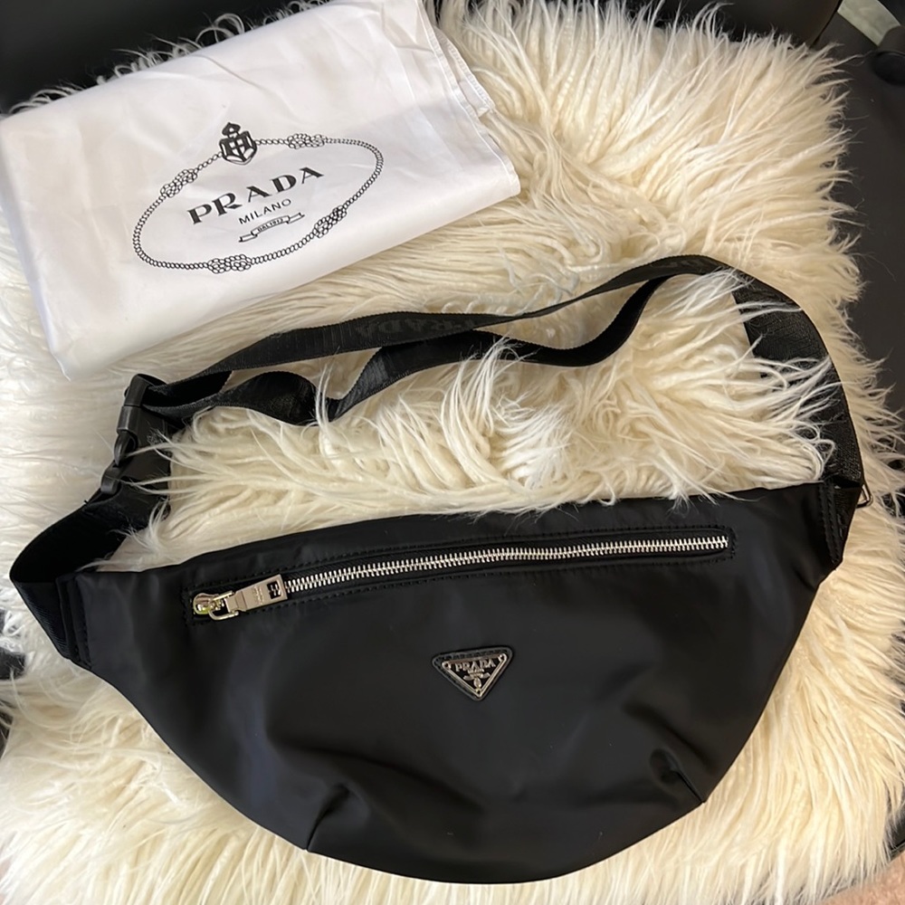Trendy Blk Belt Bag🖤🖤